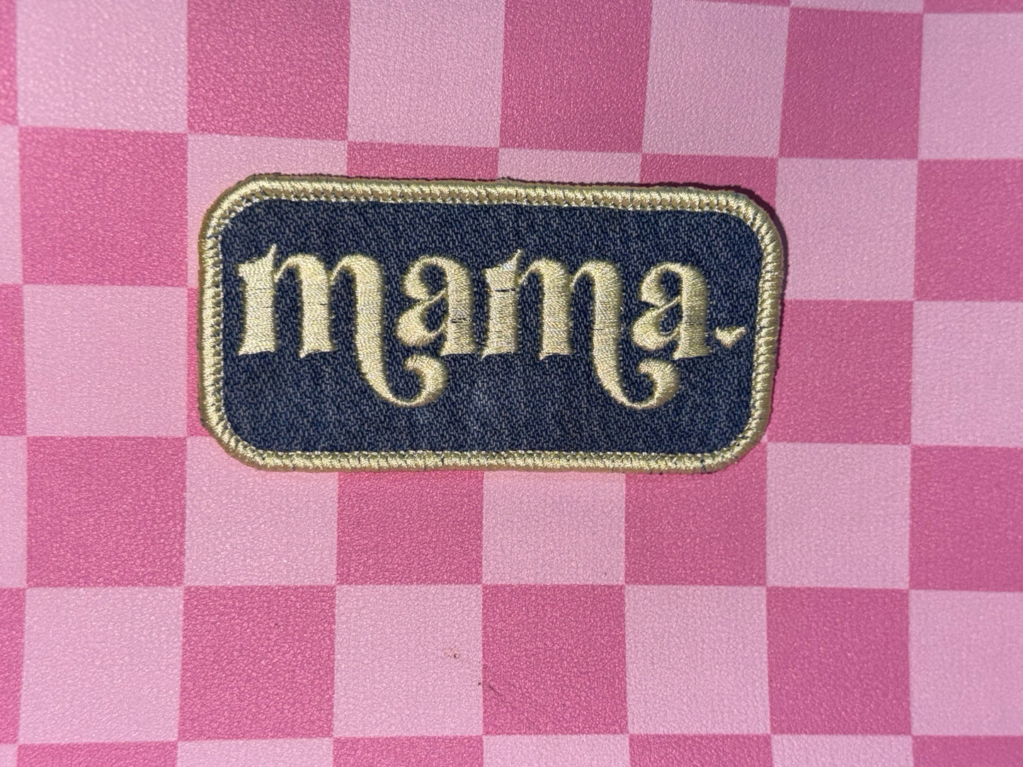Mama- light green outline