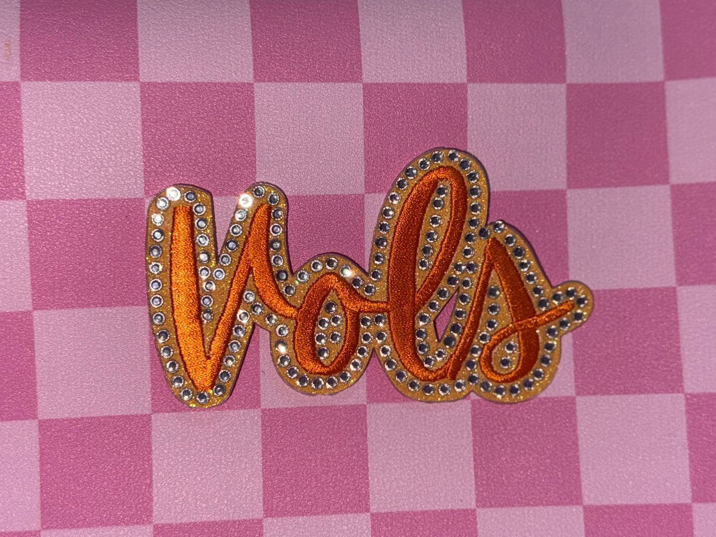 TN   V O L S
