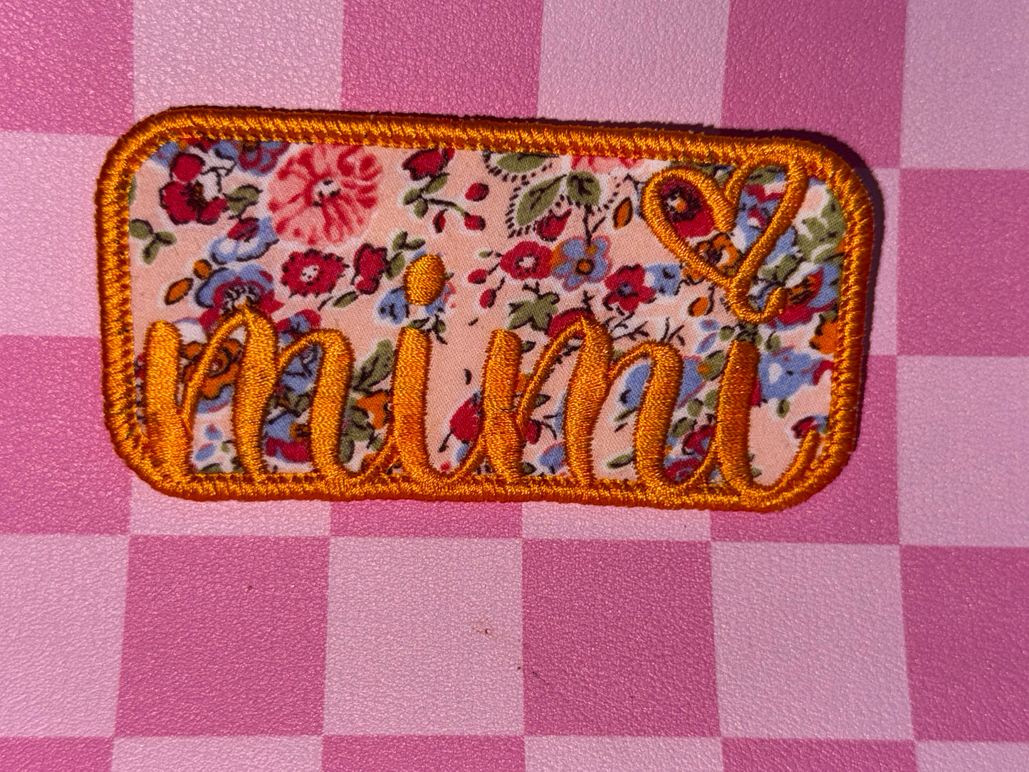 Mimi- Orange outline
