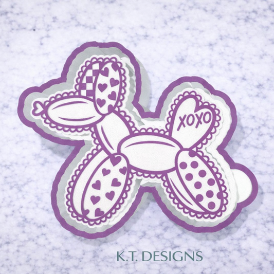 Decorative freshie mold design with 'XOXO' on a balloon dog animal. 